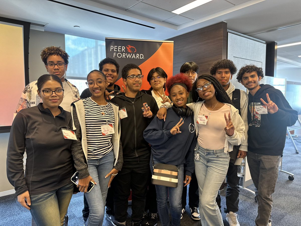 PeerForward's tweet image. Today our New York Peer Leaders had their Fall Training Camp! It was great to see so many new and returning faces. We can’t wait to see how our students will use their new leadership training throughout the year! 

#falltrainingcamp #peerleaders #peerforward