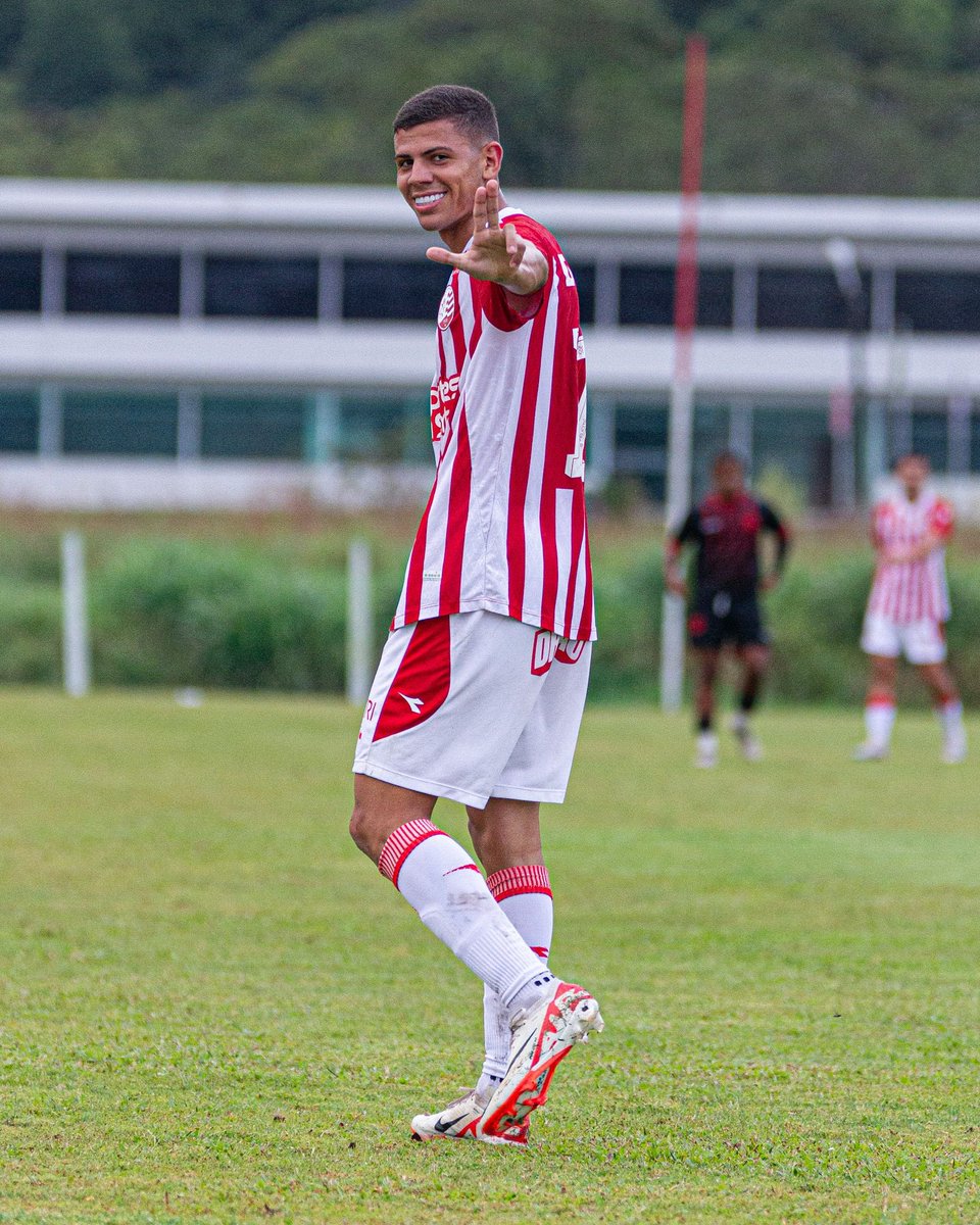 leal0004's tweet photo. L🤫🇦🇹 https://t.co/rHSqRiEnE9