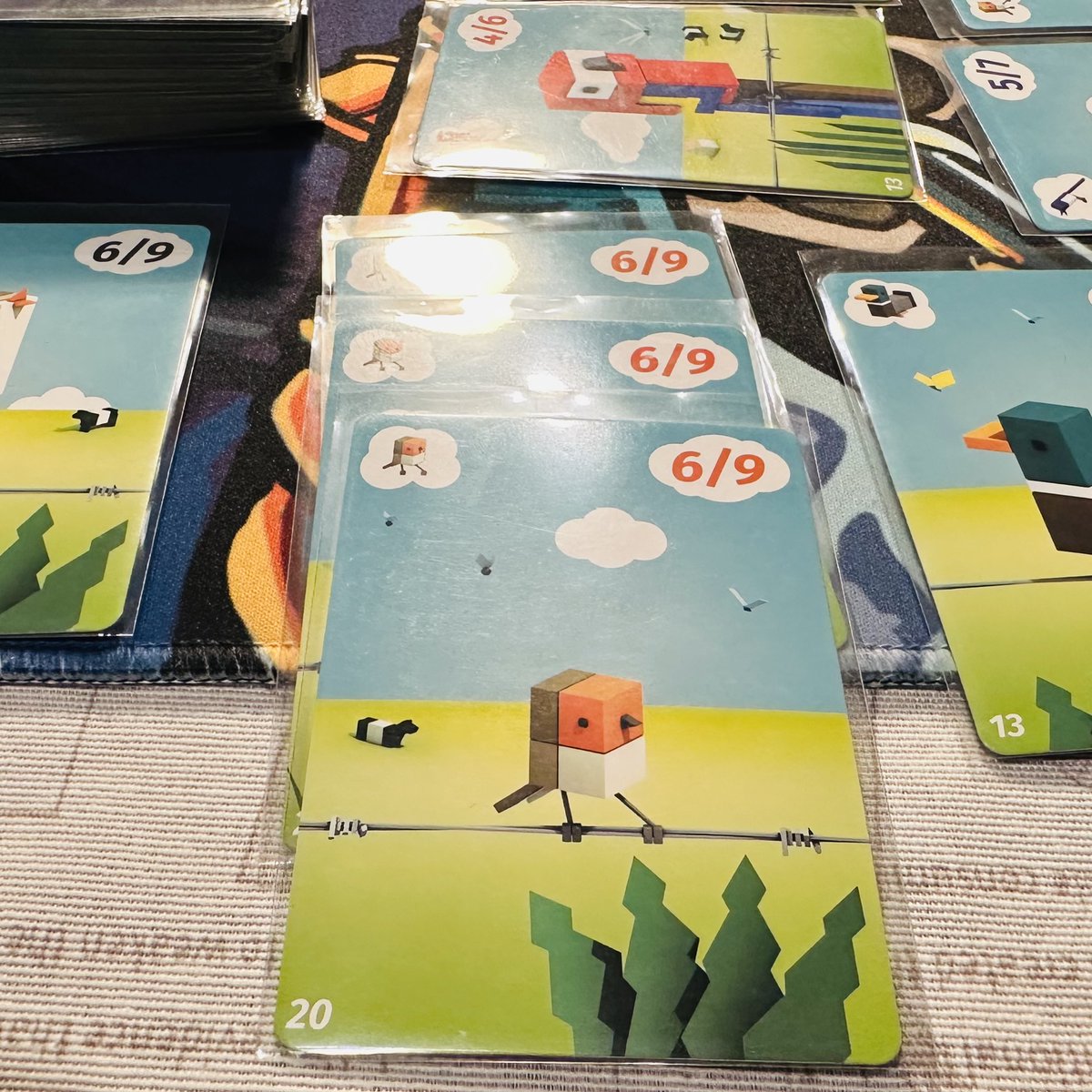 giber_games's tweet photo. 🎲 Juego: CuBirds

💡 Autor: Stefan Alexander

🚚 Editorial en Español: @malditogames

📆 Fecha lanzamiento: 2018

🖌 Artista: Kristiaan der Nerderlanden

🧠 Dificultad: ⭐

🧑‍🧑‍🧒‍🧒 Nº de Jugadores: 2-5

♟ Edad: +8

⏳ Tiempo: 20 minutos https://t.co/F3uS6ZPWx9