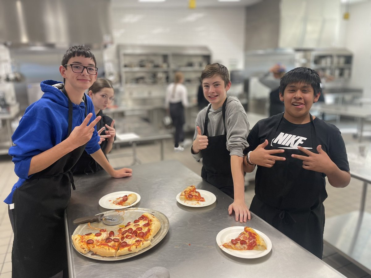 Rogers High School Culinary Arts tweet media