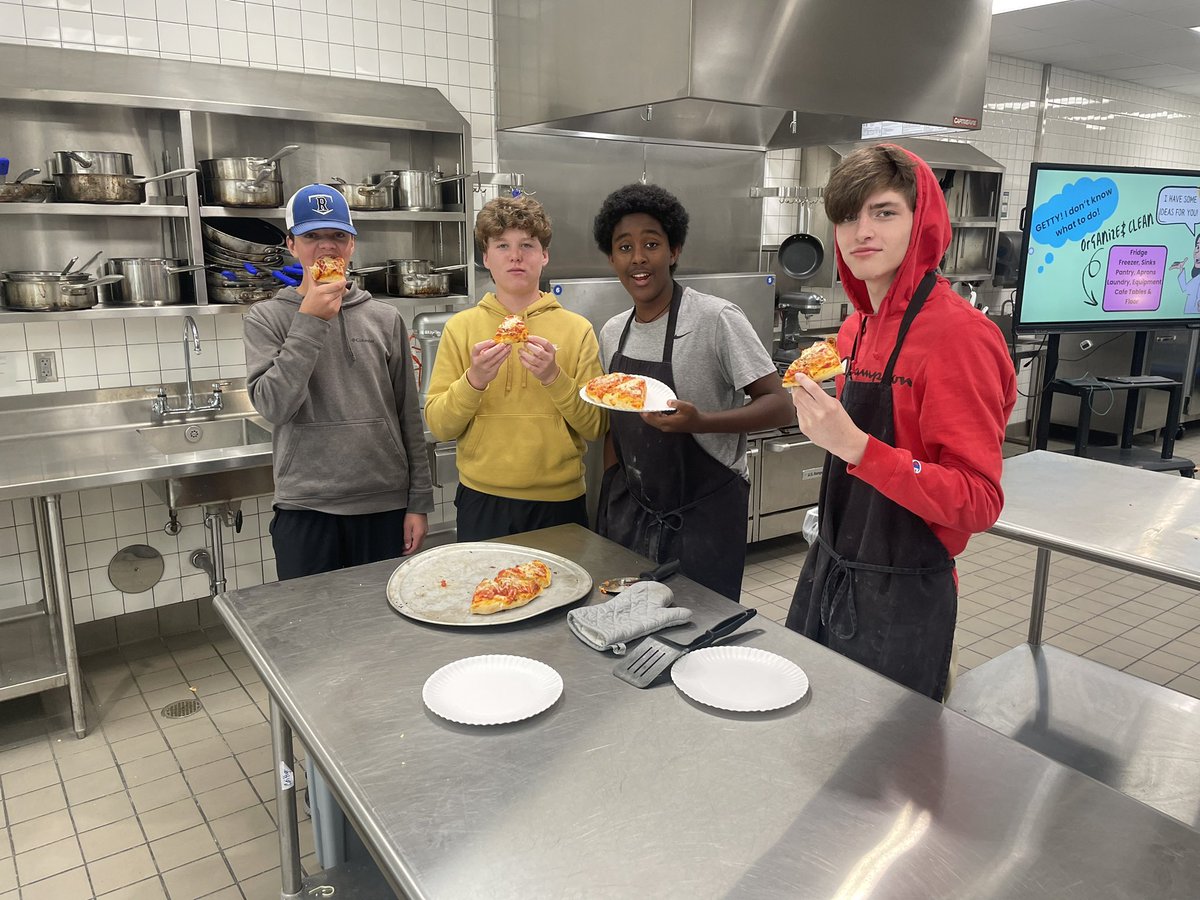 Rogers High School Culinary Arts tweet media