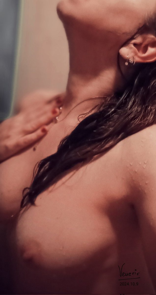 Veneris_47's tweet photo. VeNeRiS47 SeNsUaL ArT 📸♦️♦️
#veneris47 #missveneris47 #viral2024 #8Octubre #MiercolesDeMorboYProvocación #MiercolesDeTentación #seducción #sensual #erótica #exclusivewoman #vipgirl #nudeart #boudoirsesion #intimatecontent #goldenwoman #fire #ontop #OnFire #hot #FelizMiercoles https://t.co/5yxXILURgT