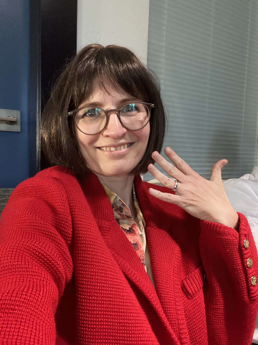 Kathleen De Vere tweet media