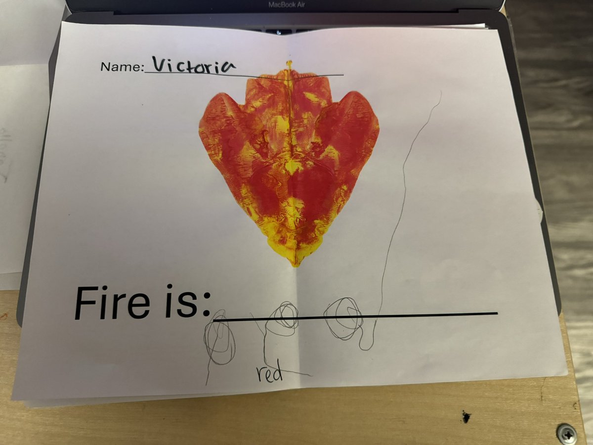 npinilla1's tweet image. #CommunityHelpers #WritingSample 🔥 #Big #Hot #Red #WeCanDoHardThings in #Prek3 #RISD
