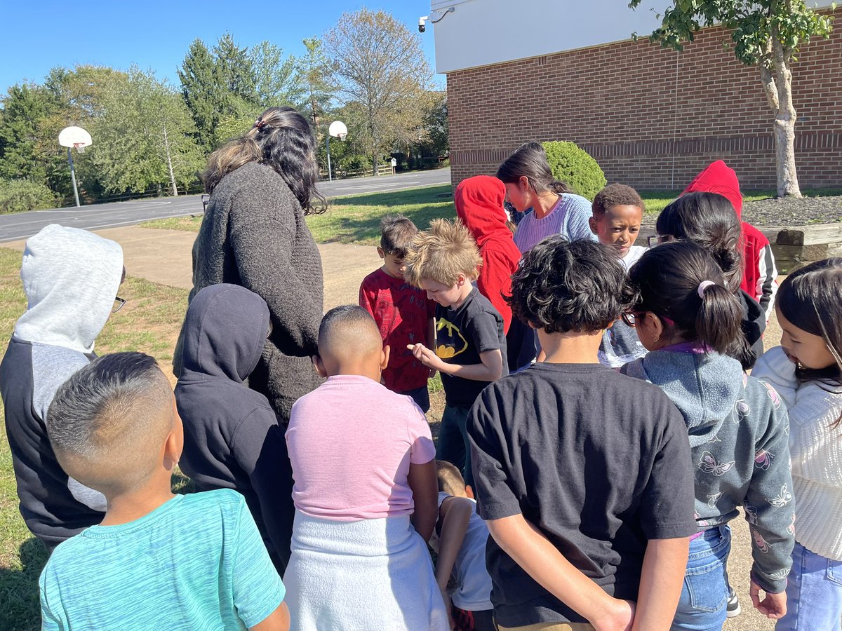 Mrs. Amirifar (@mrsamirifar) on Twitter photo Making observations of weathering right outside our school. So fascinating <a href="/PotowmackES/">Potowmack Elementary School</a> Making observations of weathering right outside our school. So fascinating <a href="/PotowmackES/">Potowmack Elementary School</a>