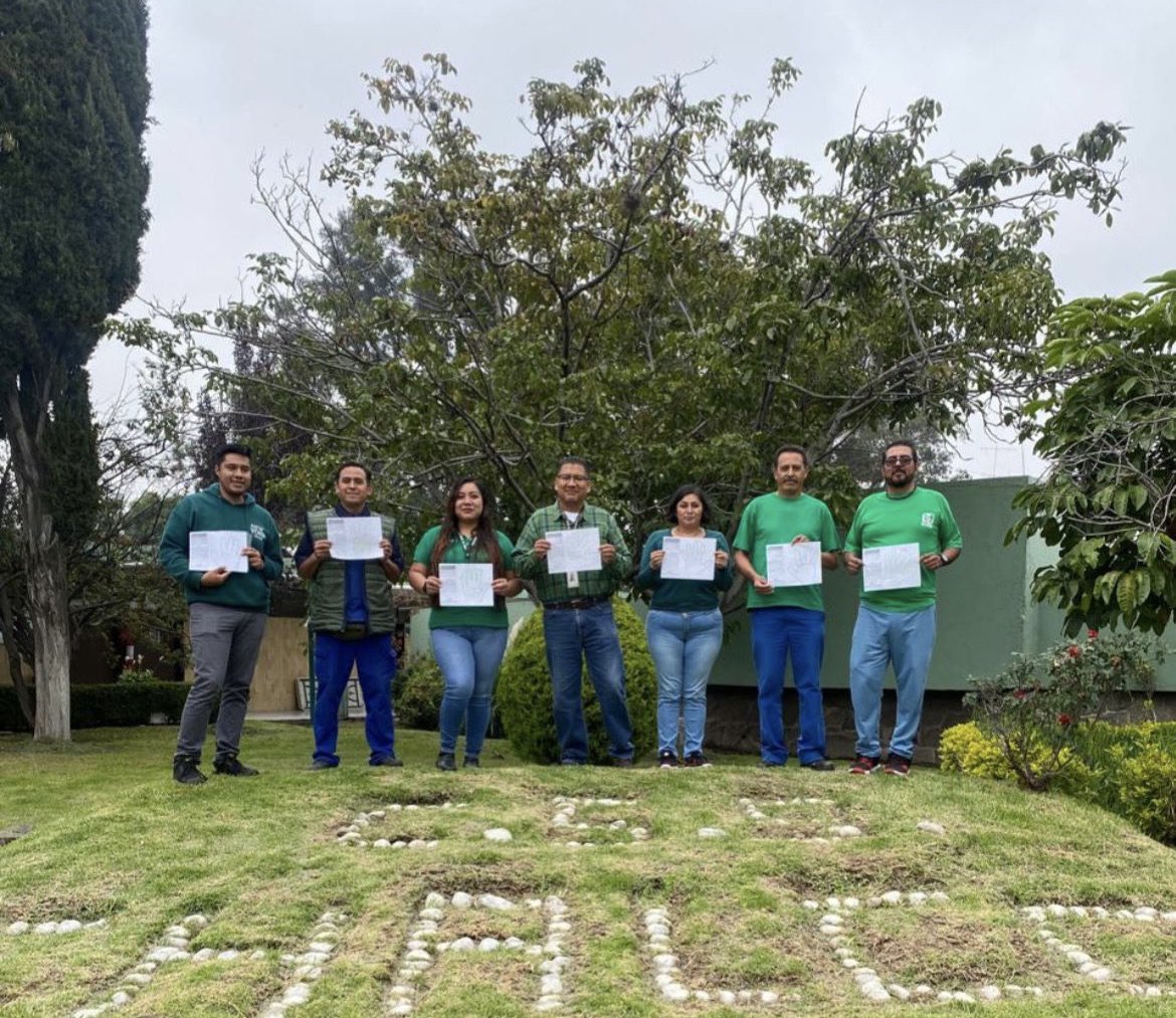 IMSSedomexote's tweet photo. El personal de #IMSSEdomexOte se viste de verde 💚 para concientizar y reforzar la cultura de Integridad, así como la Transparencia y el Compromiso Ético en todos los servicios y acciones. #IntegridadIMSS 🦅 https://t.co/VnpiYkkQFG