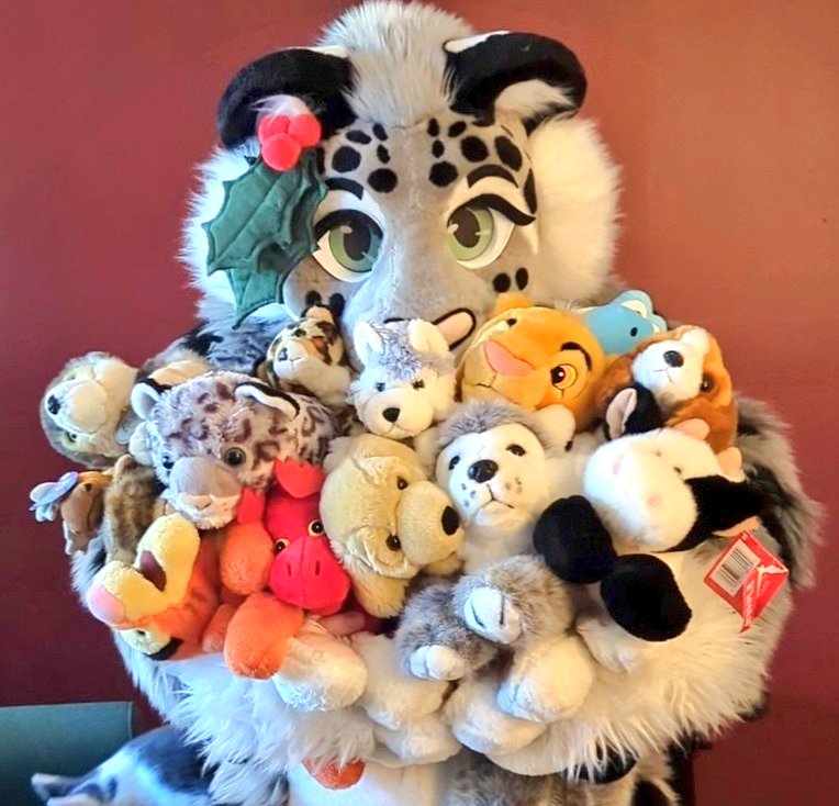 HollySnep's tweet photo. Need a new friend or twelve? I'm supporting Hurricane Helene relief efforts and seIIing these plushies and more at the Iink below!  All proceeds go directly to Appalachian Mutual Aid https://t.co/RMlL0NSTil
