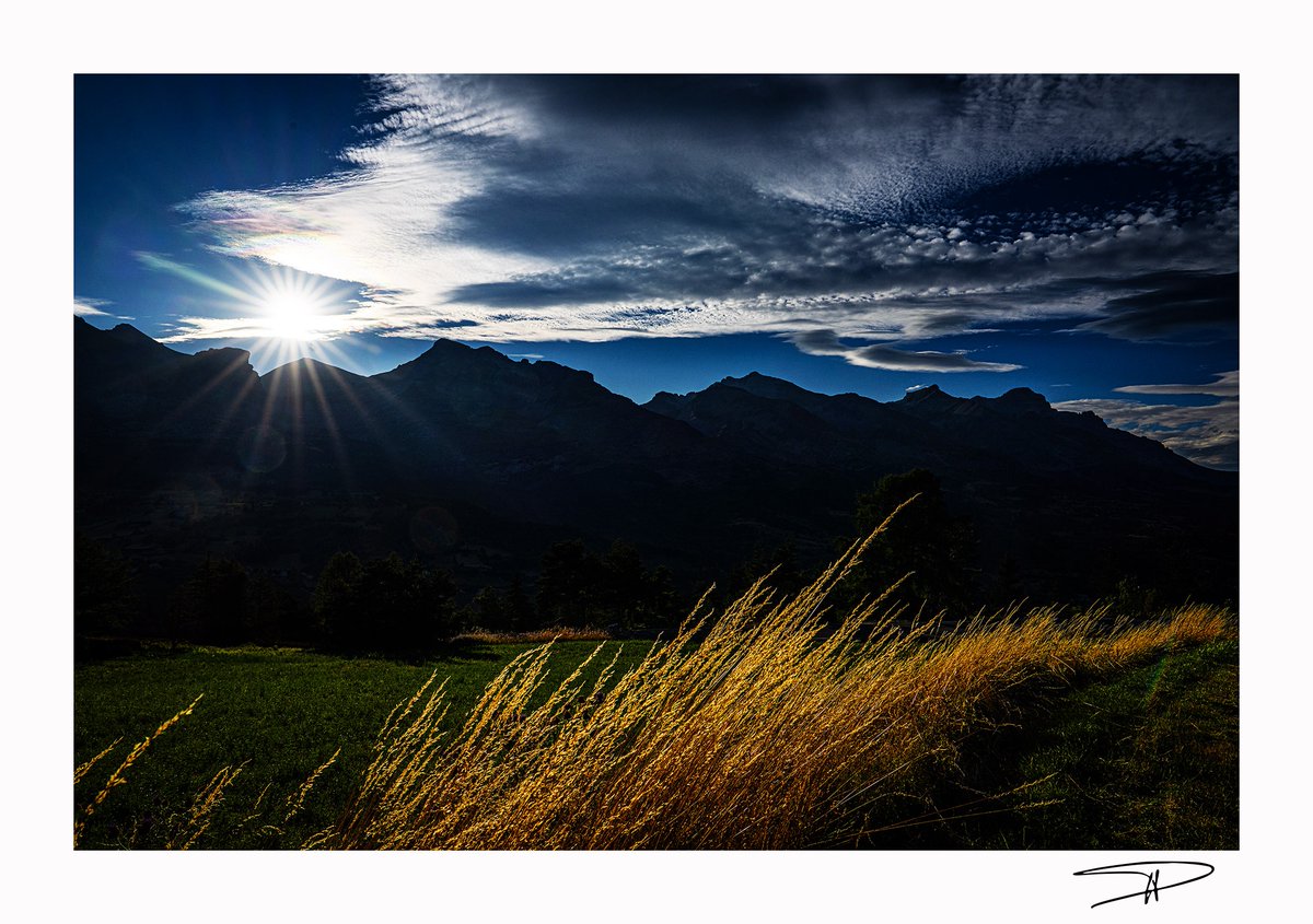 PIPIENPierre's tweet image. Limites...
 #Joueduloup #Dévoluy #Hautesalpes
2 août 2023