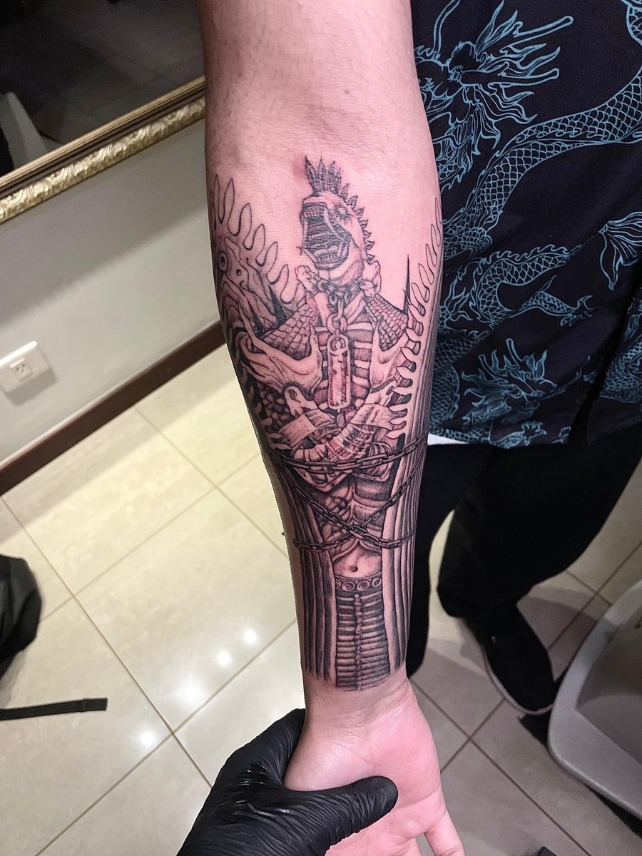 Twitter voltou e quero mostrar minha tatuagem do Anima de Final Fantasy X, tmj vazei