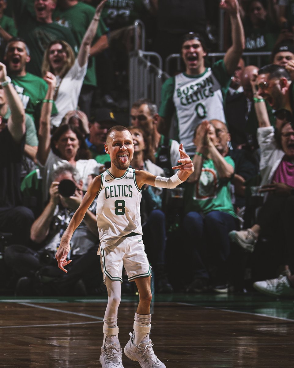 Honey we shrunk the Celtics 🤏