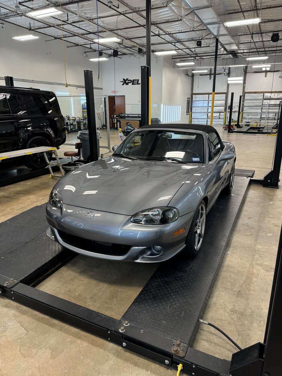 Alanis King tweet media