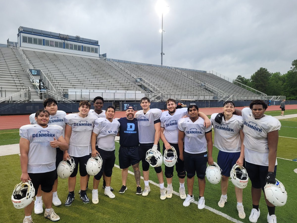 Hard for us to digest but God had a greater plan for you. Your impact on this team and community will never go away. We love you &amp; rest easy buddy

Finley “Fin” Kruchten 💙🩵 #74