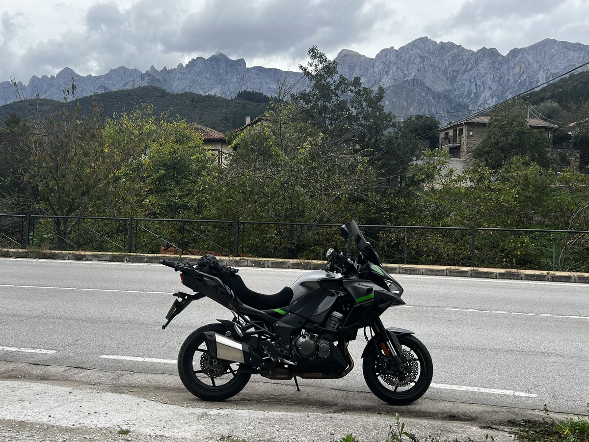 bobmcguire8's tweet image. Last post on #Picos I promise, if yer haven’t been honest it is absolutely beautiful and the roads are outstanding, one of my bucket list ticks done on this one 👍🏻