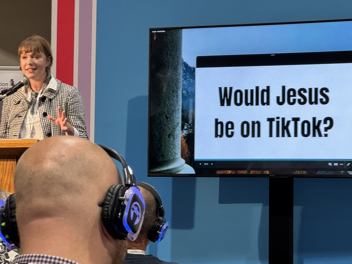 A fun first day at <a href="/CRE_churchshow/">Christian Resources Exhibitions</a>! 
➡️ Got to chat with <a href="/dcfreestyle/">Daniel Cutting</a> &amp; do a little videoing of his football skills
➡️ I was in <a href="/BBCNews/">BBC News (UK)</a> about the next two days
➡️ Made some new friends at <a href="/breadglobal_/">BREAD</a> 
➡️ Did a talk on digital mission &amp; the digital reformation