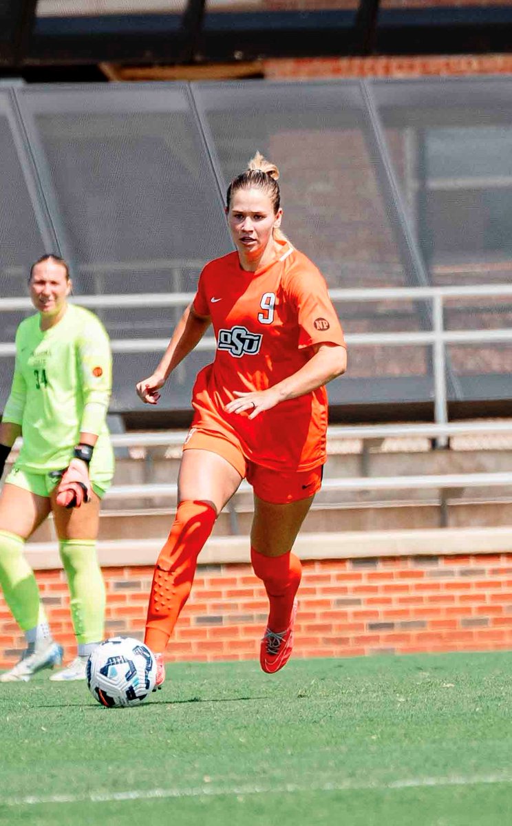 𝗠𝗮𝗸𝗶𝗻𝗴 𝗮 𝗻𝗮𝗺𝗲

Our center back <a href="/BreinerMollie/">mollie breiner</a> recognized as one of the nation's best by <a href="/TopDrawerSoccer/">TopDrawerSoccer</a> as she checks in at No. 27 on their Women's Top 100 list

🔗 okla.st/4eBBcZd

#GoPokes
