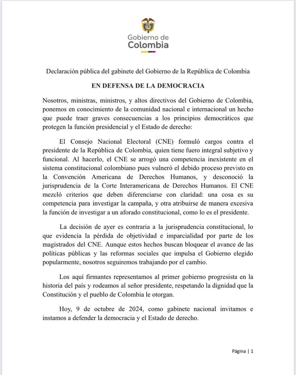 petrogustavo's tweet photo. En Defensa de la Democracia.
Comunicado público del gobierno. https://t.co/Zs8s6EWXyH