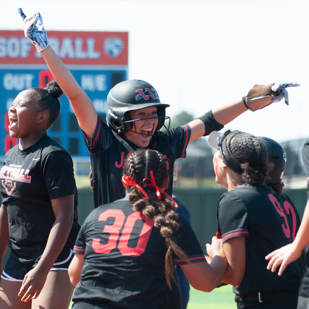 Moore Monthly (@moore_monthly) on Twitter photo <a href="/jagsoftball/">Westmoore Fast Pitch</a> scores in the bottom of the 7th for the 3-2 walk-off win over <a href="/sabercatsb/">Southmoore Softball</a>. <a href="/WestmooreHS/">Westmoore High School</a> <a href="/whsjagathletics/">Westmoore Athletics</a> <a href="/SouthmooreHS/">Southmoore HS</a> <a href="/sabercatsports/">Sabercat Athletics</a> <a href="/MoorePublicSch/">Moore Public Schools</a>
mooremonthly.com/photos-jags-to… <a href="/jagsoftball/">Westmoore Fast Pitch</a> scores in the bottom of the 7th for the 3-2 walk-off win over <a href="/sabercatsb/">Southmoore Softball</a>. <a href="/WestmooreHS/">Westmoore High School</a> <a href="/whsjagathletics/">Westmoore Athletics</a> <a href="/SouthmooreHS/">Southmoore HS</a> <a href="/sabercatsports/">Sabercat Athletics</a> <a href="/MoorePublicSch/">Moore Public Schools</a>
mooremonthly.com/photos-jags-to…