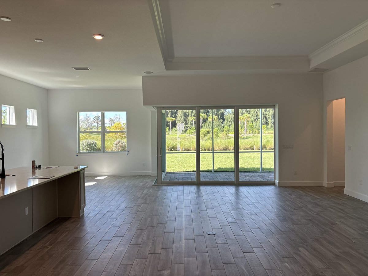 Probably a poor timing post but BCC has recently relocated from Maryland and has a new home in Port St. Lucie, Florida. Blessed for the memories and excited for what the future holds. Appreciate you all in this hobby and looking forward to continue making connections🙏🏻🙏🏻🙏🏻