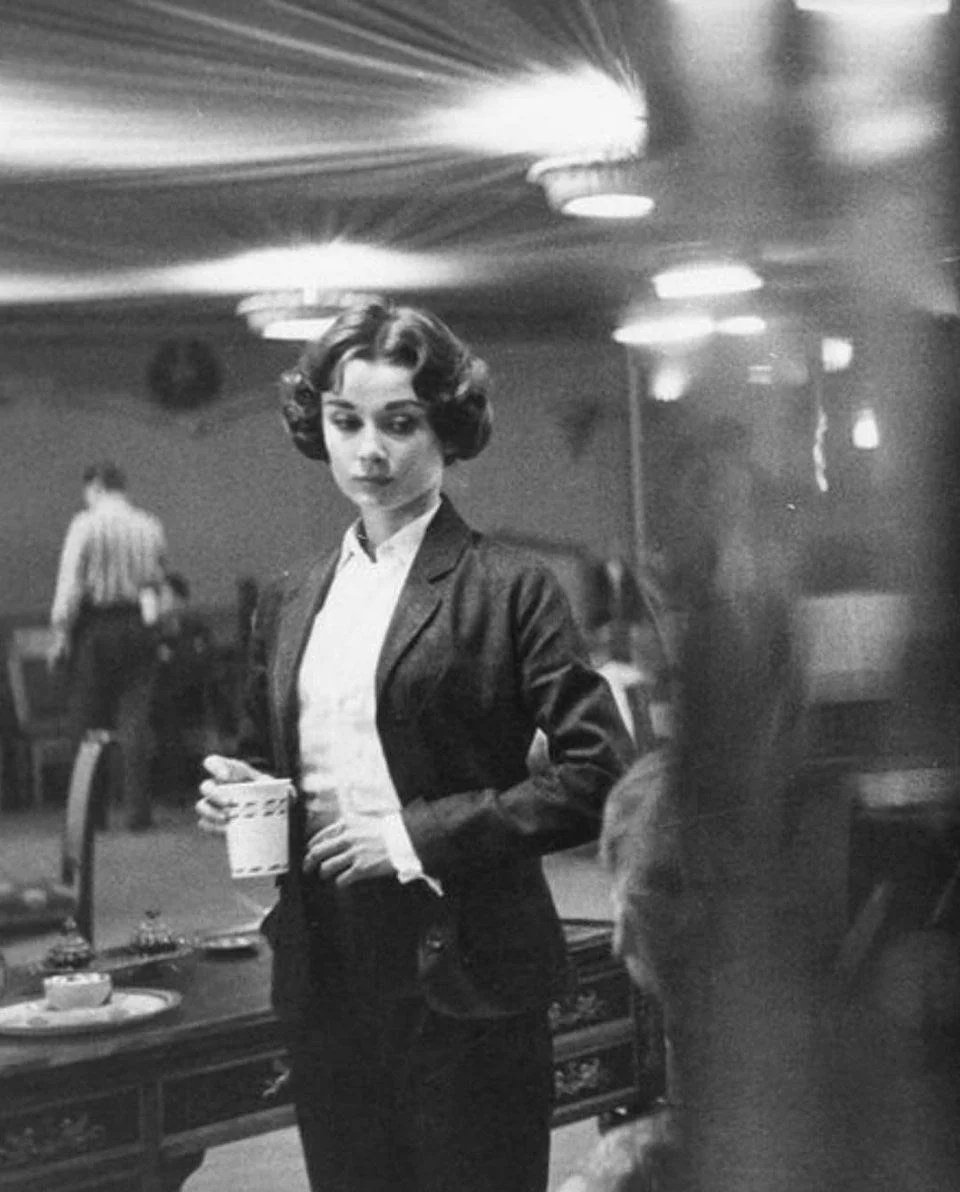 darylandfilms's tweet photo. audrey hepburn in a suit https://t.co/QGbocMRg6F