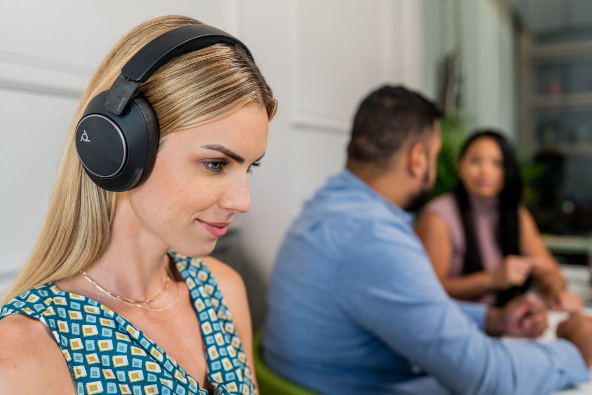 Poly is dedicated to making #HybridWork easier for employees. That's why we developed the world's first Bluetooth #Headsets that deliver call control for #Zoom without a dongle. #Zoomtopia

Learn more 👉 bit.ly/4ckIznf