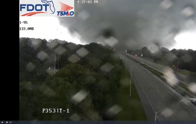 OMG! Massive tornado hit Fort Pierce &amp; Vero Beach, FL, 20 minutes ago!