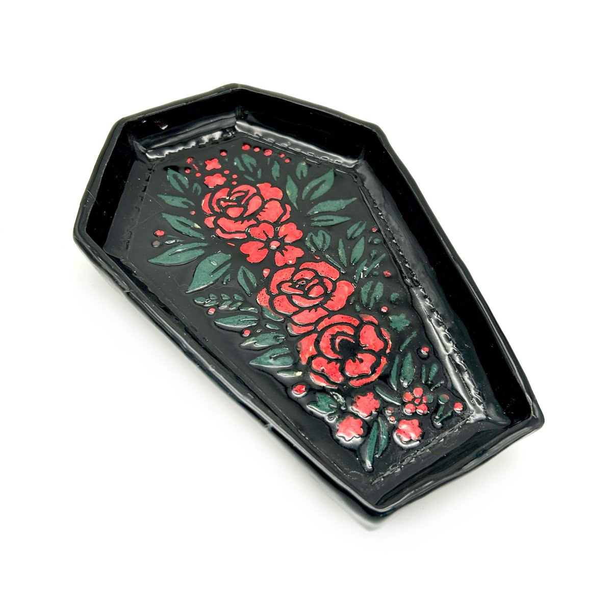 ZenCatPottery's tweet photo. Coffin Candy Dish https://t.co/H80xJlMh6W #coffindish #halloweendecor #Candydish #gothstyle #gothgift #handmadehalloween https://t.co/iumTQieE8j