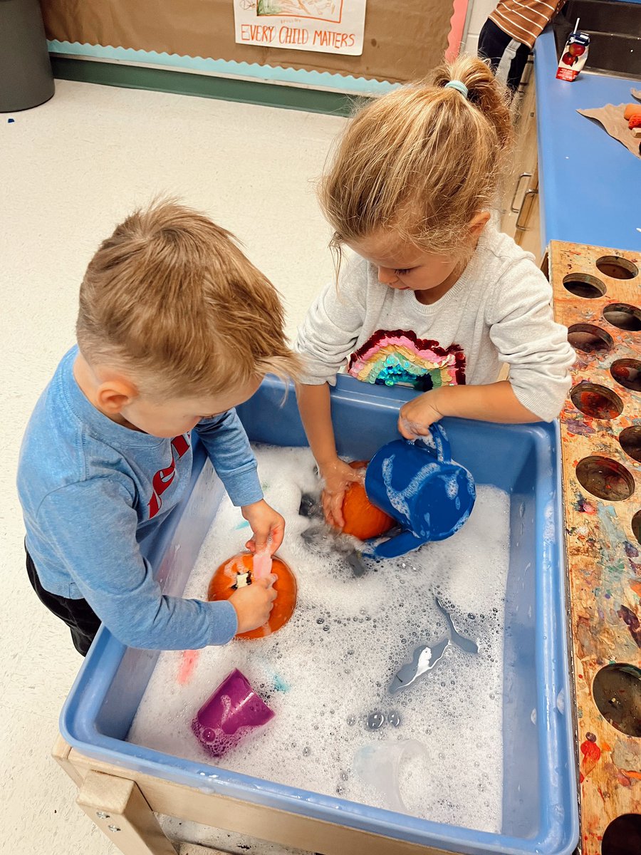 Ms. Holliday tweet media