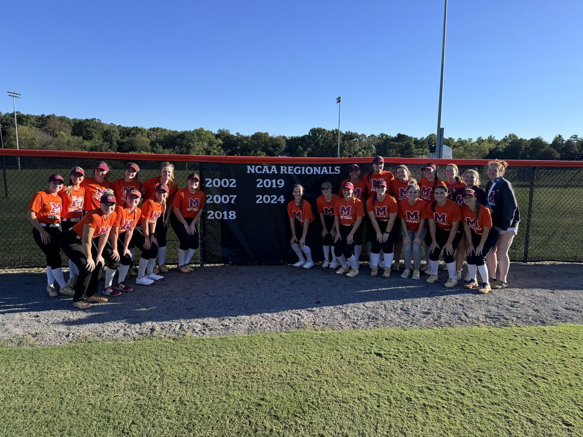 MCScotsSB's tweet photo. Got some new banners up today!!! Can’t wait to do it again😉🧡🎉 https://t.co/7tyMUX2XvR