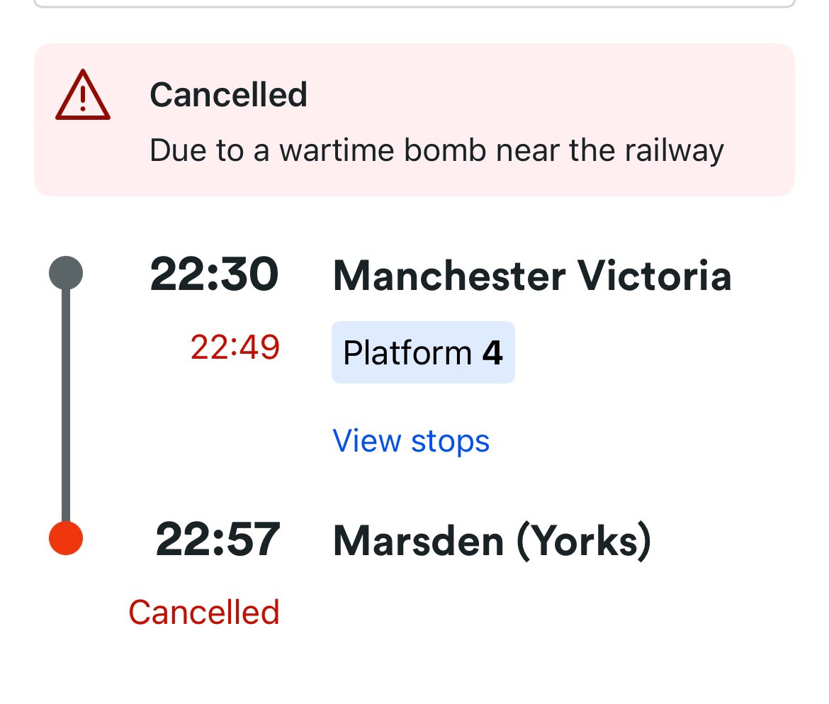 Fran_R273's tweet photo. @thetrainline your cancelled train was just delayed but thanks for leaving me stranded 🫶 https://t.co/Y4UHVQjtaN