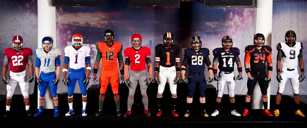WVUniforms304's tweet image. In 2010, WVU was part of Nike’s Pro Combat series, which featured cutting-edge uniform designs for 10 college teams. WVU’s look was coal-inspired and reflected the state’s strong ties to its mining roots. ⚒️ #WVU #ProCombat