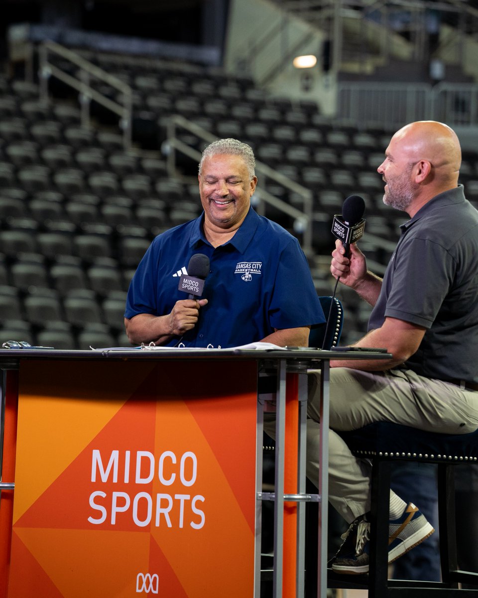 Photo dump (pt. 1) - Day 2⃣ of Basketball Media Day 😍

#ReachTheSummit