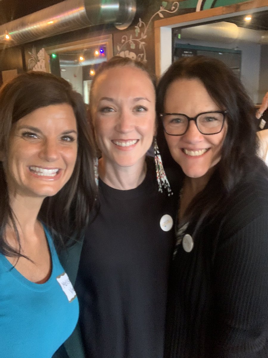 What an amazing fundraiser for Heather Sievers! There is so much support on the ground for our amazing State candidates! Go to legis.iowa.gov/legislators/fi… to find yours. 💙
#iapolitics