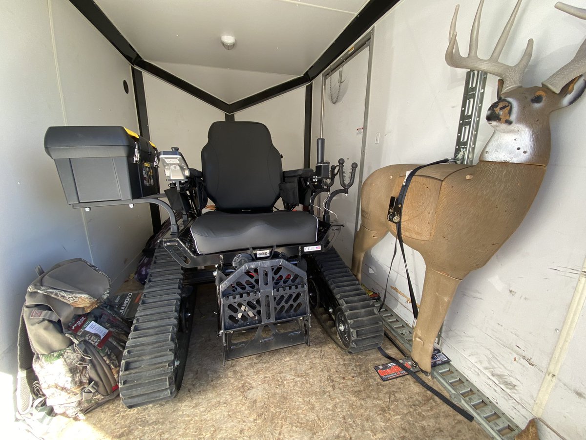MTrackchair's tweet photo. AXIS - For Sale! https://t.co/8VXBbyyE4u https://t.co/9Ihb529Cgc