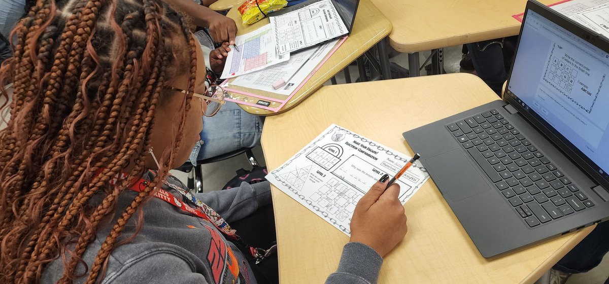 agpeterson75's tweet photo. The Chemistry students enjoyed learning about Electron Configuration through a Escape Room activity.  They had a blast.  Great Job Dr. Vaughn and Ms. Washington.! @THSScienceDept @Terry_Rangers @DocOfHighHopes @MsStrick_ https://t.co/vVmYxDbguq