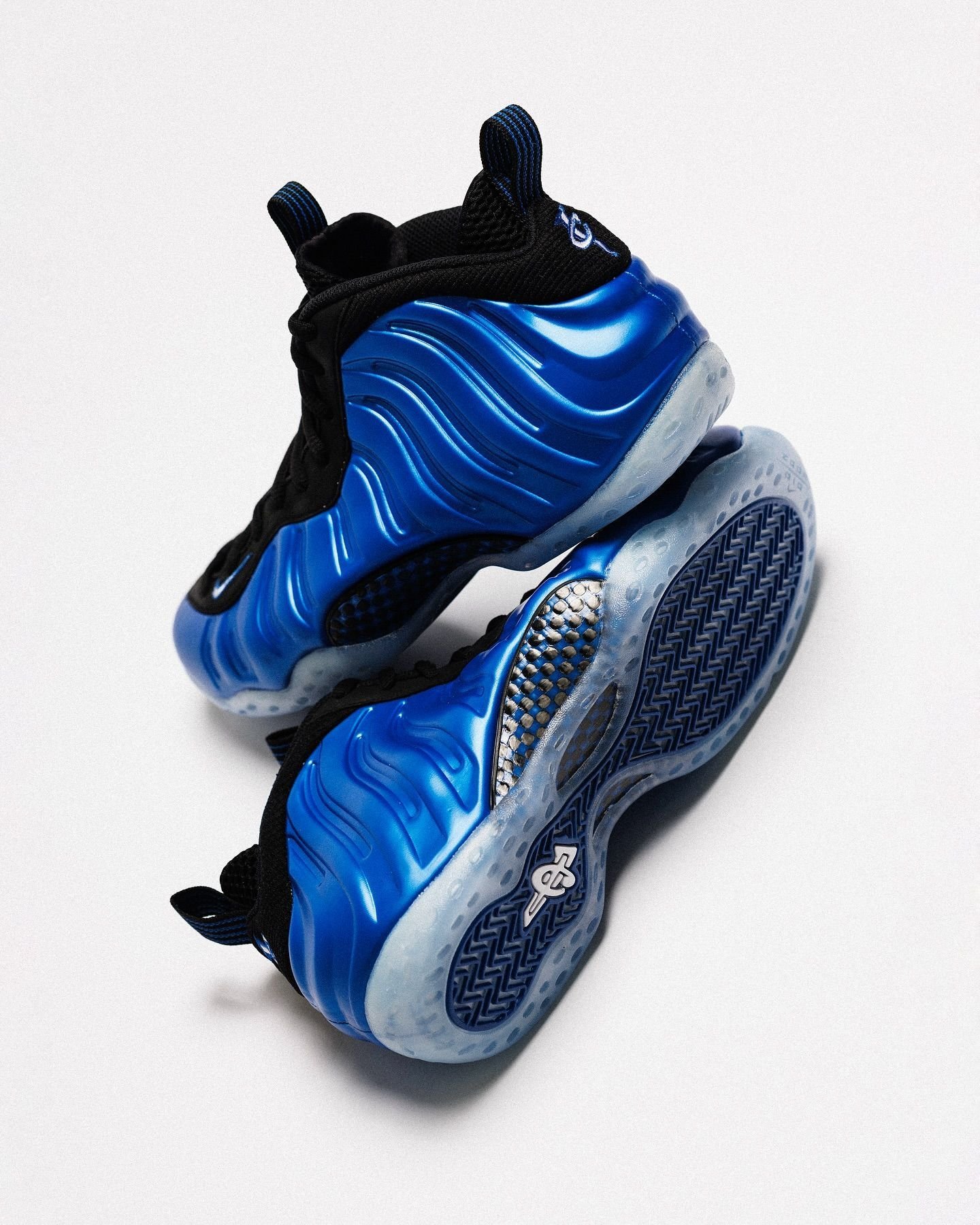 Sneaker Huddle on X SIZES 7.5 13 Ad Nike Air Foamposite One International Blue https t Vs4r4ZdTCE https t uLdhpRlUSZ X