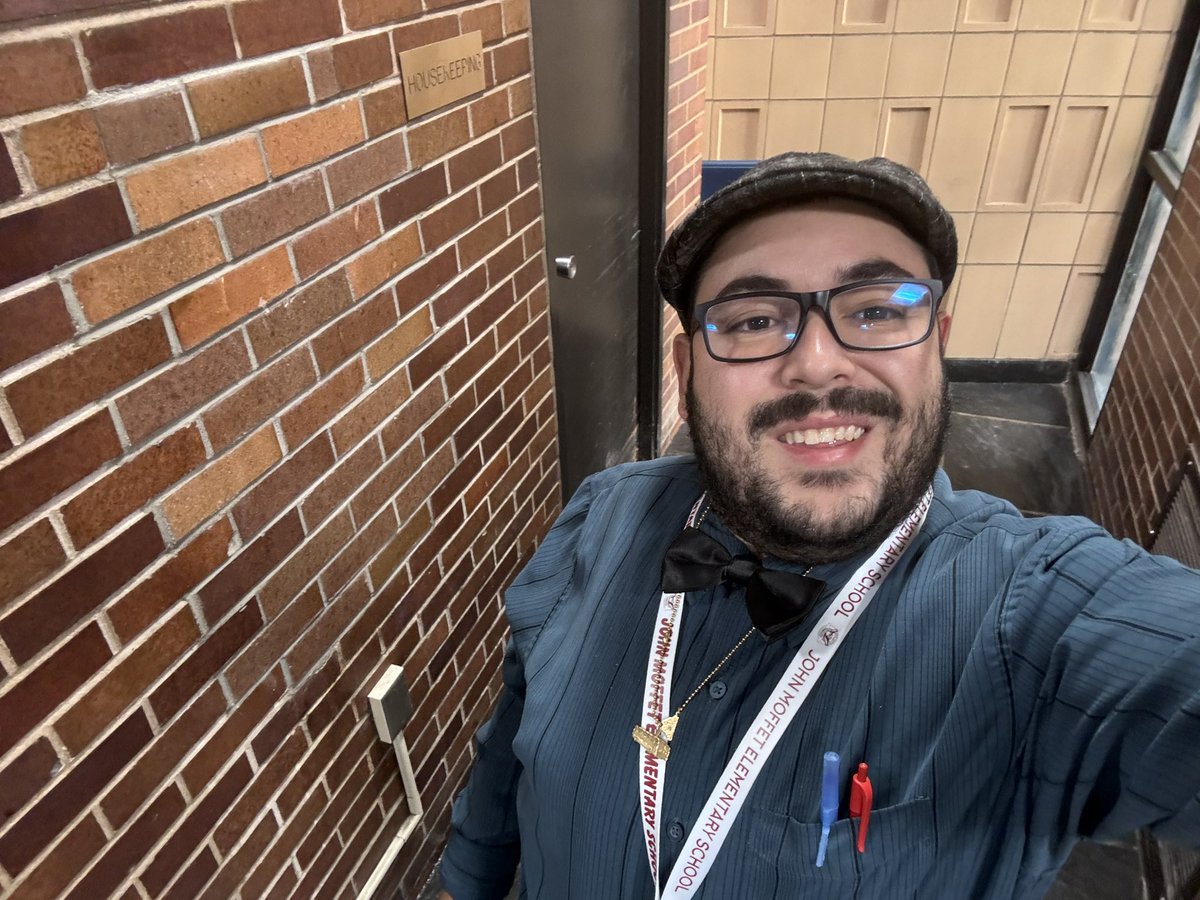 Today I was able to attend the district monthly principal’s meeting since I’m in this Pathway To Leadership program. It was a good experience seeing things from the other side, but a lot of information to take in. I’m tired and I have class tonight #FutureSchoolLeader #PhlEd