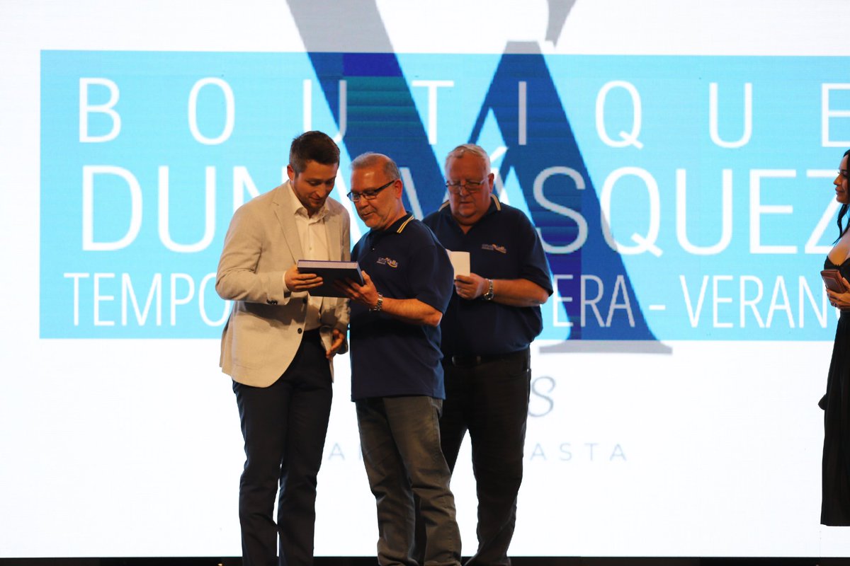 ¡Gran noche! 🌸✨

✨Aquí van algunas fotografías en resumen de nuestro Desfile de Modas Primavera - Verano 2024, en donde reunimos más de $15.000.000 

❤️ Agradecemos enormemente a todos los asistentes y personas que hicieron de este magnífico espectáculo posible.
#Antofagasta