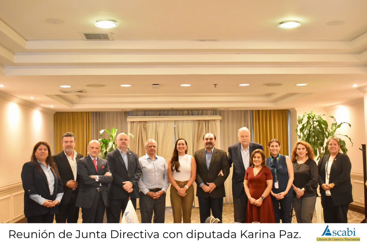 ASCABIGuatemala's tweet photo. El día de hoy, la Junta Directiva de ASCABI recibió a la diputada @karinapazGt 1er Secretario de Junta Directiva del Congreso de la República, para conversar sobre la agenda legislativa para mejorar el clima de negocios y atraer IED a Guatemala. https://t.co/Caleff2soG