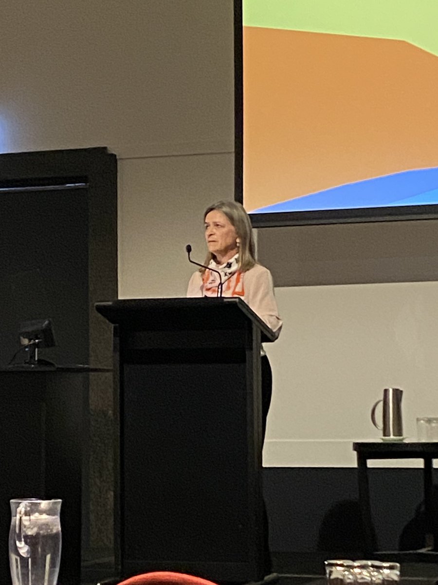 Upper GI Cancer Registry data for pancreatic cancer in NSW and VIC by Sue Evans. 

Chemotherapy (NAC +/or ADJ) in 53-64% patients:

📌 low volume centres 53%
📌 medium volume centre 64%
📌 high volume centres 62%

🟣 no difference in survival by centre volume 

#AANZHPBA2024