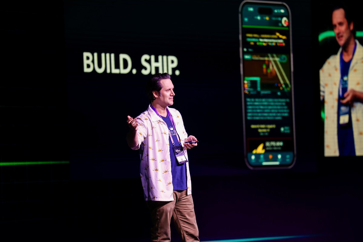 solana's tweet photo. For Solana dApps to reach millions of users, they need to meet users where they already are — on their phones.

From the Solana Seeker to Jupiter Mobile, check out recent highlights covering all things mobile.🧵 https://t.co/6KfQXKMbZL