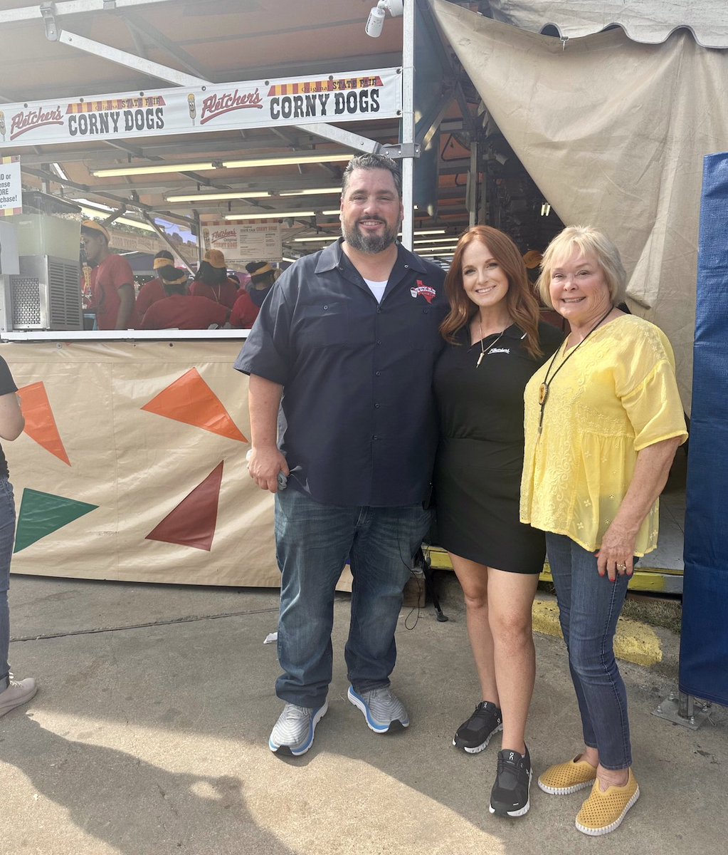 Thanks to the fantastic team at <a href="/TexasBucketList/">The Texas Bucket List</a> for featuring us in their round up of this year's <a href="/StateFairOfTX/">State Fair of Texas</a> eats! Watch here: tinyurl.com/TexasBucketList
