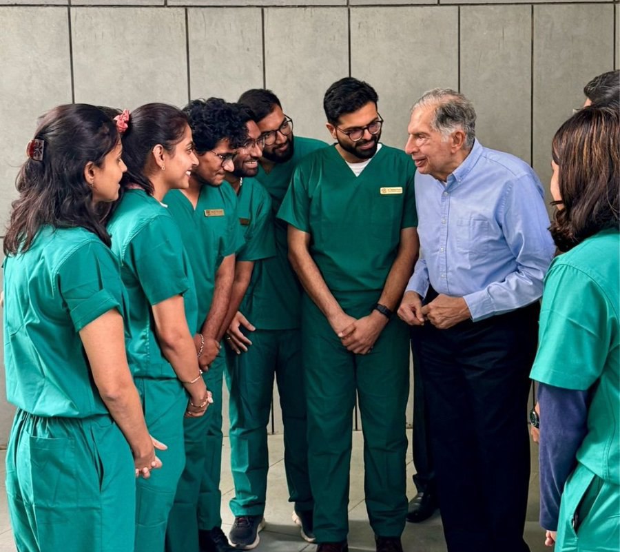 kumarjeetu88's tweet photo. "India has lost an industrial giant today. Ratan Tata, at 86, was a beacon of integrity and vision, shaping the future of Indian industry and giving back to society. His legacy will continue to inspire.
 #RatanTataTribute #LegacyOfInspiration" https://t.co/y3VmTTeRm5
