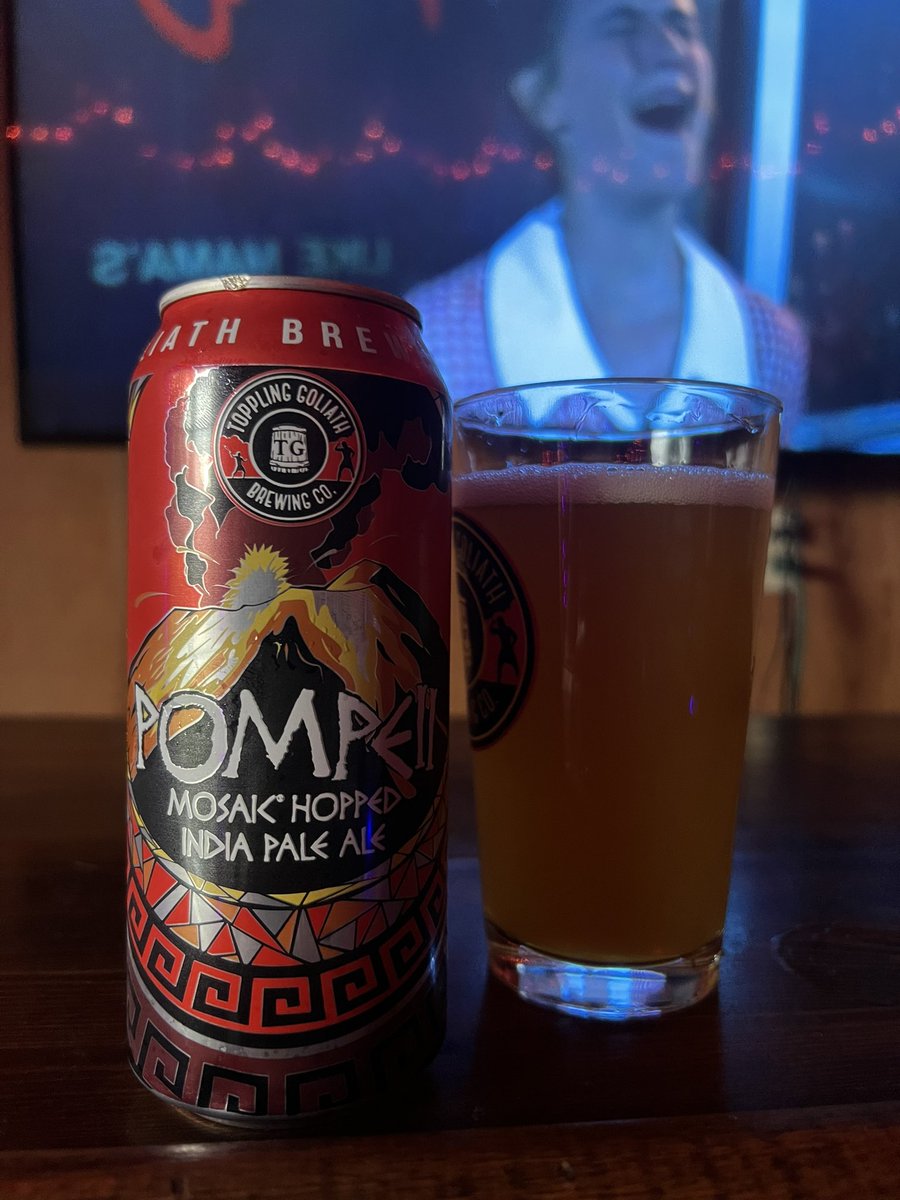 akdixon22's tweet photo. F me. Forgot how great this beer is. @TGBrews https://t.co/1oj1foblP9