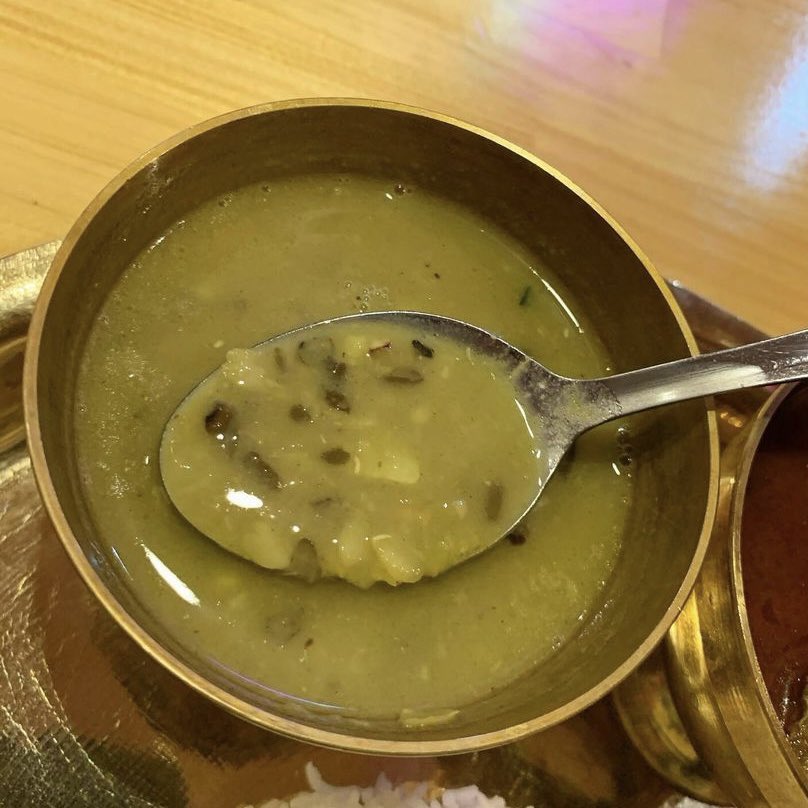 napndab's tweet photo. ネパーリバンシャガル&amp;インドカレーさくら (仲御徒町)

ネパーリタリセット
・マトン
パニプリ

「長い米♪長い米♪」

#ダルバート #dalbhat #ネパール料理 #nepalifood #パニプリ #panipuri https://t.co/0NFJnjkku5