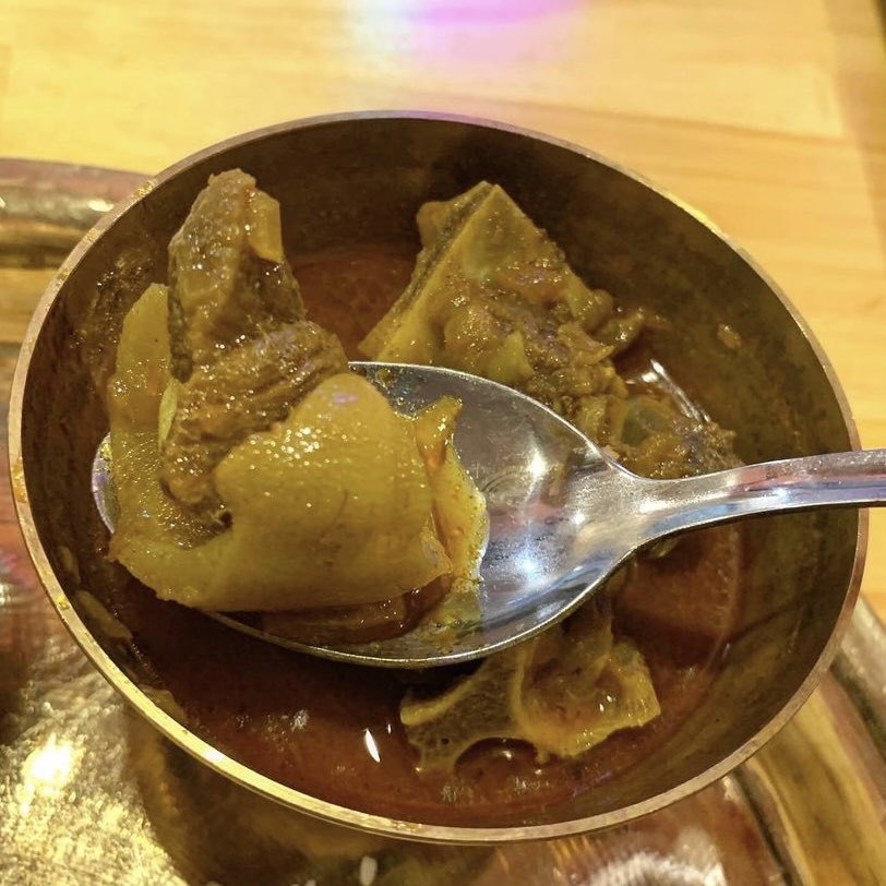 napndab's tweet photo. ネパーリバンシャガル&amp;インドカレーさくら (仲御徒町)

ネパーリタリセット
・マトン
パニプリ

「長い米♪長い米♪」

#ダルバート #dalbhat #ネパール料理 #nepalifood #パニプリ #panipuri https://t.co/0NFJnjkku5
