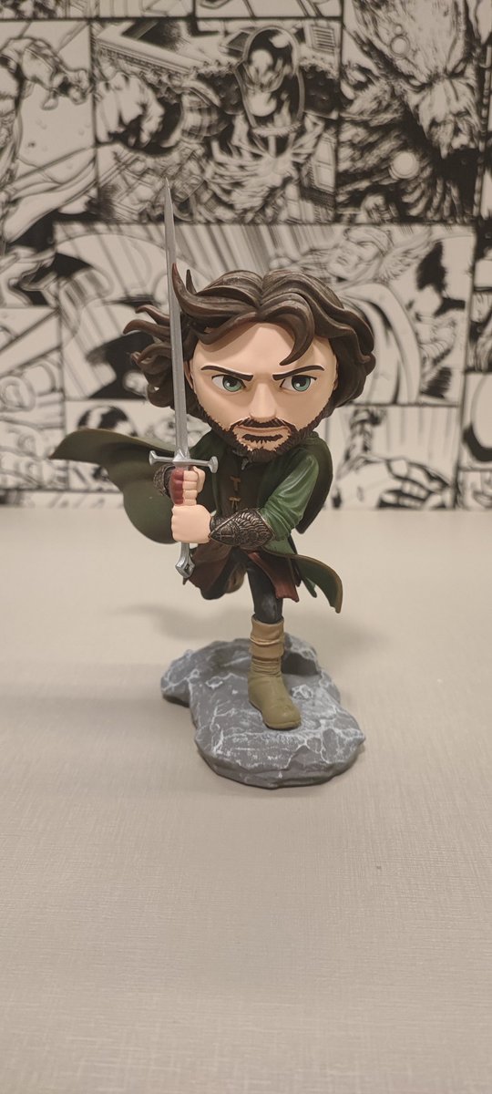 fabinhofmb's tweet image. Aragorn, Gimli e Legolas chegaram e, com isso, a Sociedade do Anel vai tomando forma!

Partiu Mordor chutar orcs na bunda!

P.S.: Boromir não tá aí sabe por quê né? (que Eru Ilúvatar o tenha!).

#Minico #IronStudios #OSenhordosAnéis #AnéisdePoder