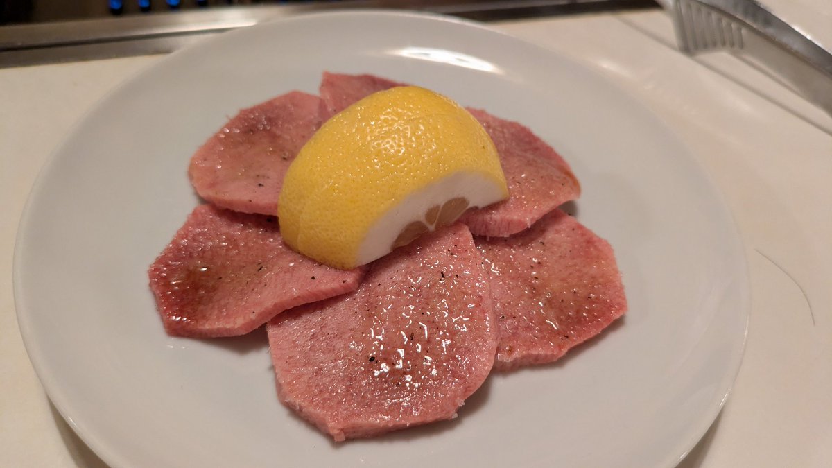 Nobody_FF14's tweet photo. タンとハラミだけ食べて、サッと二軒目に行くのがベター。 https://t.co/EzgfYIIfhT