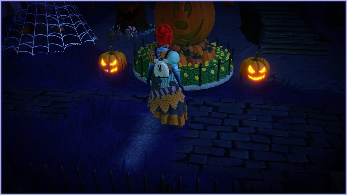 hallowmoon_87's tweet photo. @DisneyDLV #DDLVHauntedHoliday

Good luck to everyone ! I really love the collab with loungefly bags https://t.co/99PZFLddEM