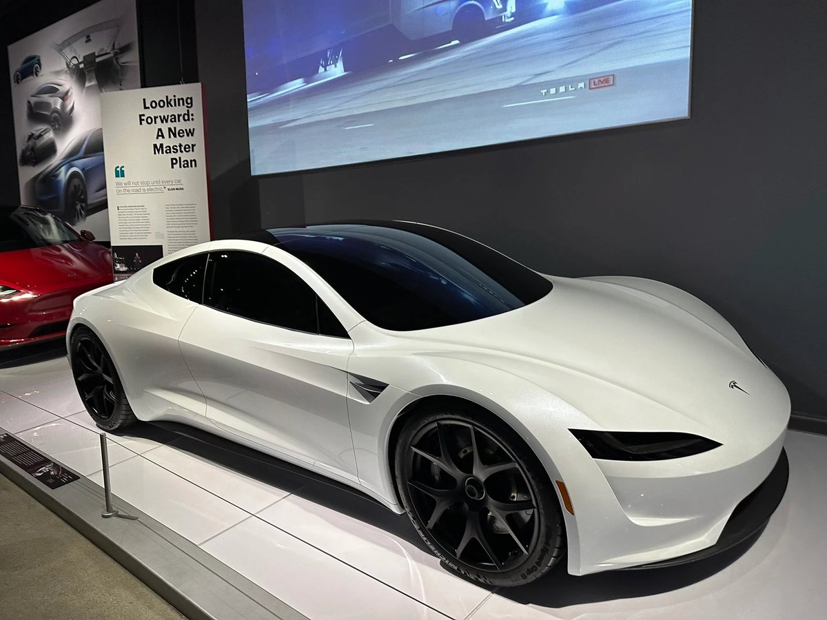 TESLA CARS ONLY.⚡ (@danwpreistley) on Twitter photo 