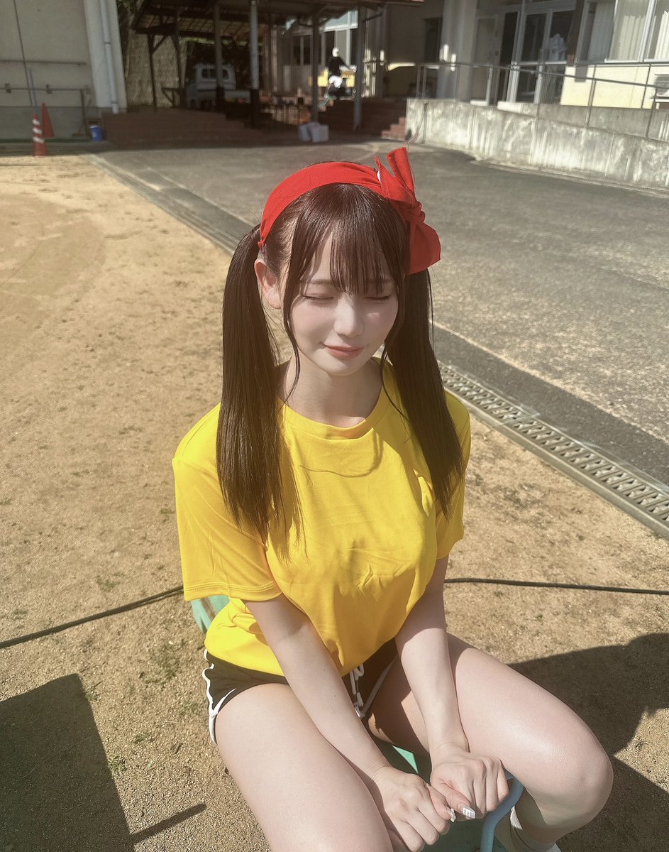 おはよう 、まだ寝てる 起こして 〜 ᶻ 𝗓 𐰁